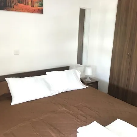 44 Apartment *